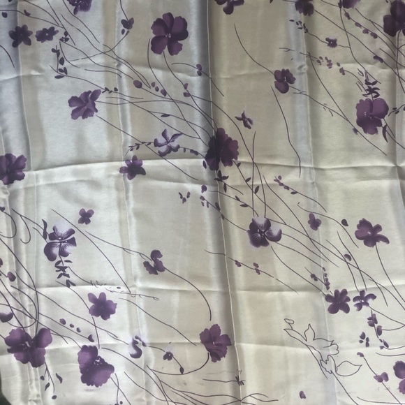 Square Scarf Purple Cream Floral - Picture 2 of 6